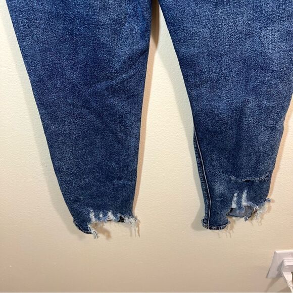 ✨ American Eagle Women’s Blue Highest Rise Mom Jeans 6 - Picture 7 of 11